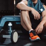 Seis coisas para fazer entre as séries na academia